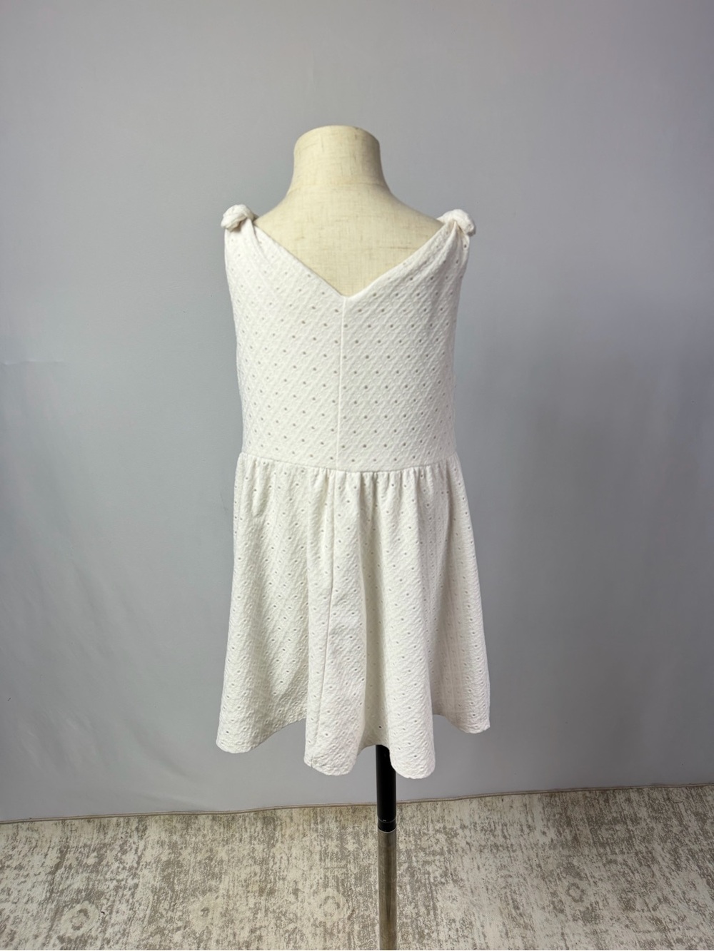btween White Eyelet V-Neck Knit Dress with Knotted Straps - Picture 3 of 4